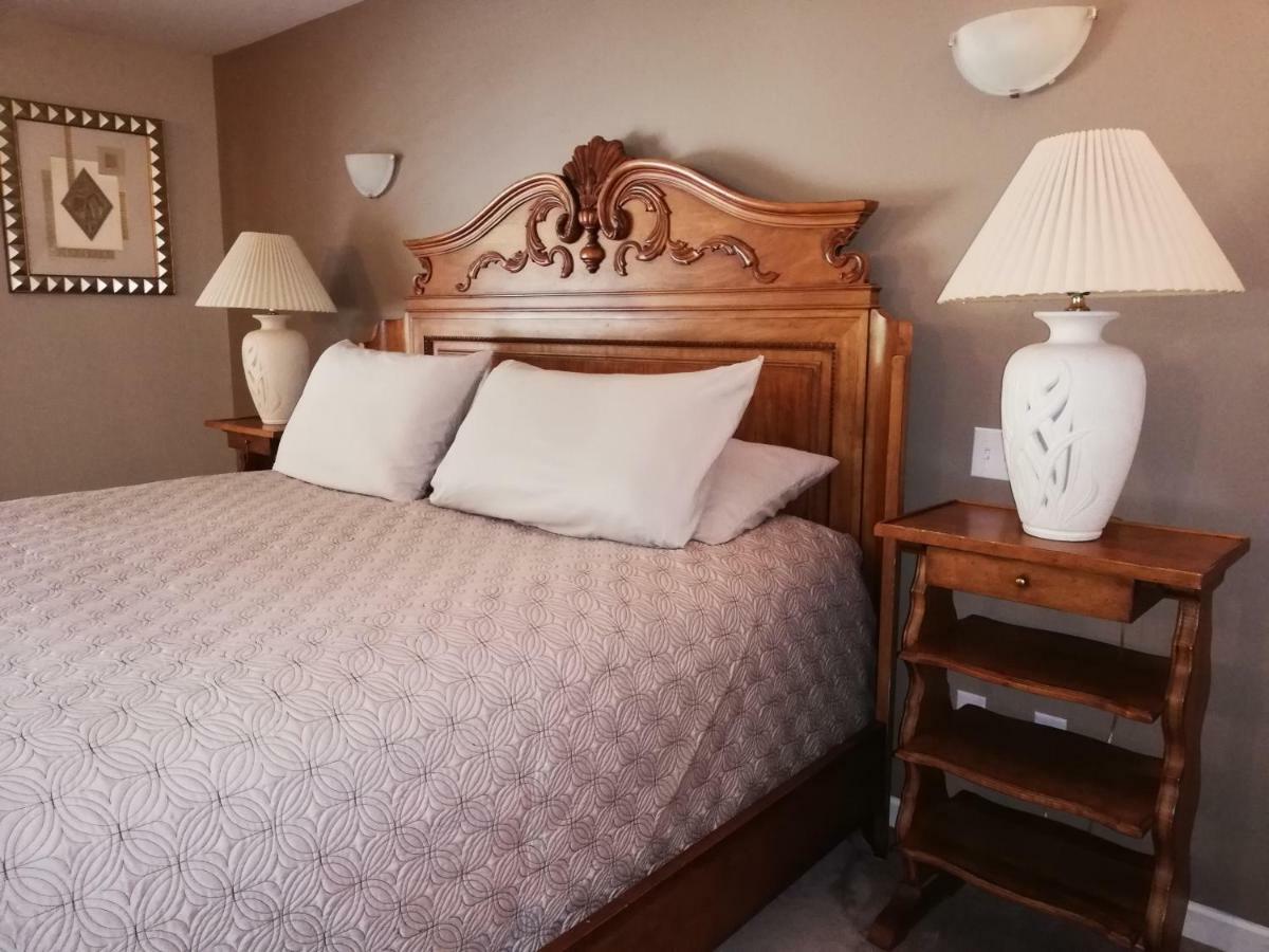 Hotel White Rock Pacific Surrey Esterno foto